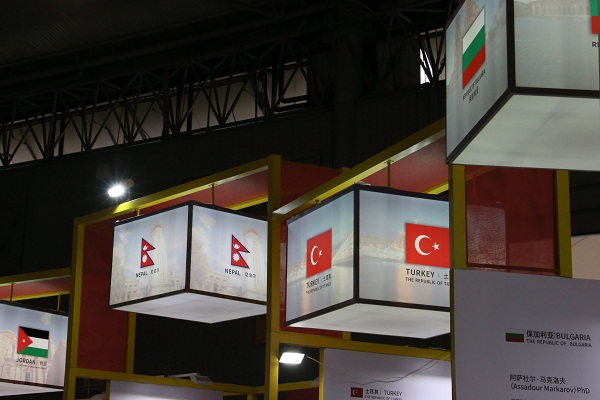 IMG_5037 - 副本.JPG IMG_5037 - 副本.JPG